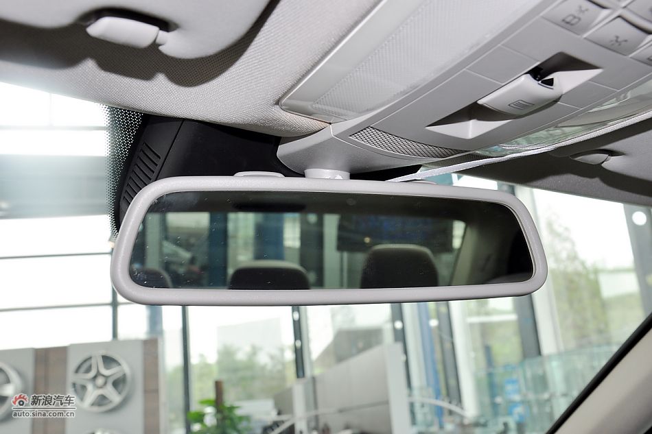 2011款奔驰C级高清到店实拍