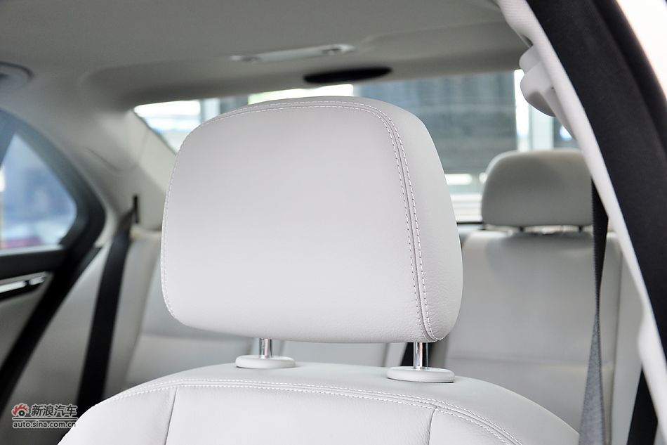 2011款奔驰C级高清到店实拍