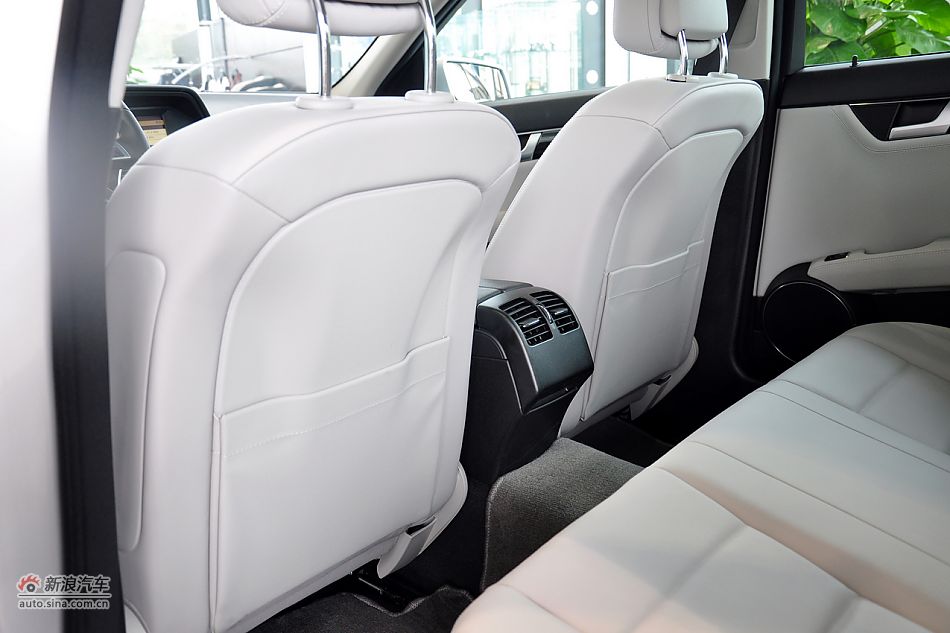 2011款奔驰C级高清到店实拍