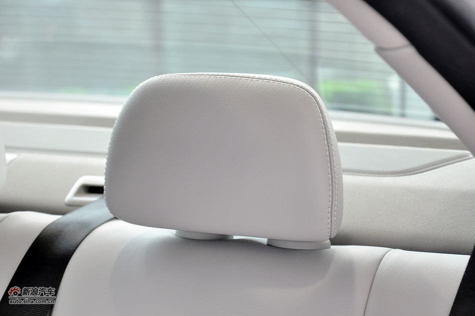 2011款奔驰C级高清到店实拍