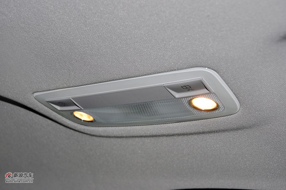 2011款奔驰C级高清到店实拍