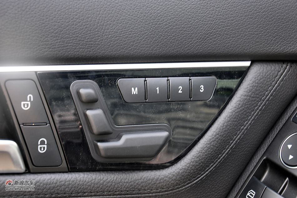 2011款奔驰C级高清到店实拍