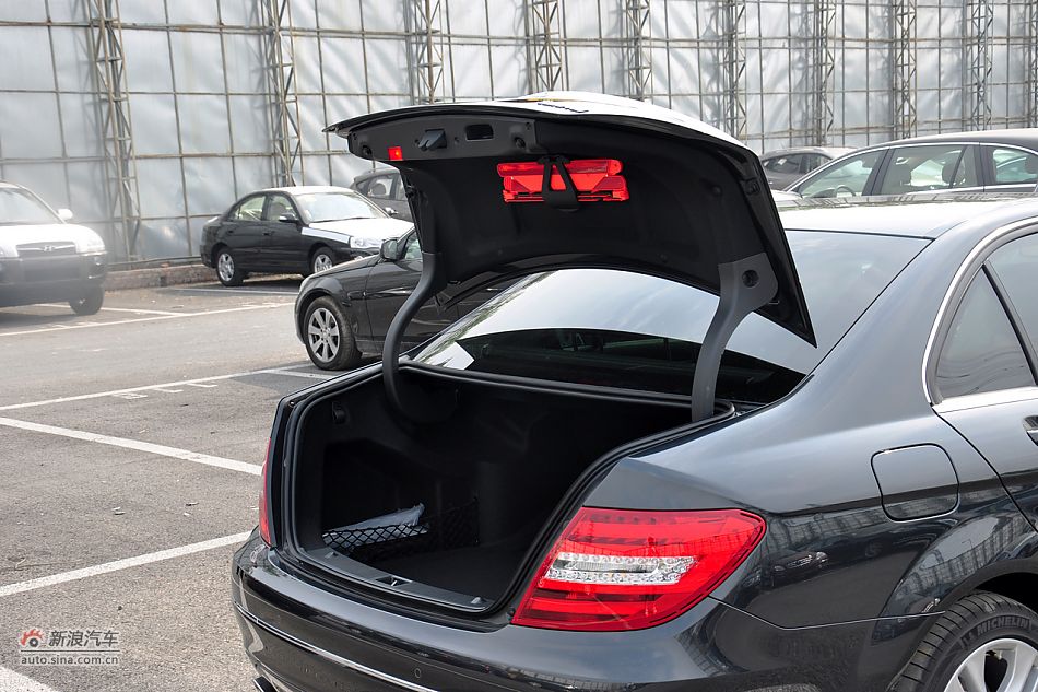 2011款奔驰C级高清到店实拍