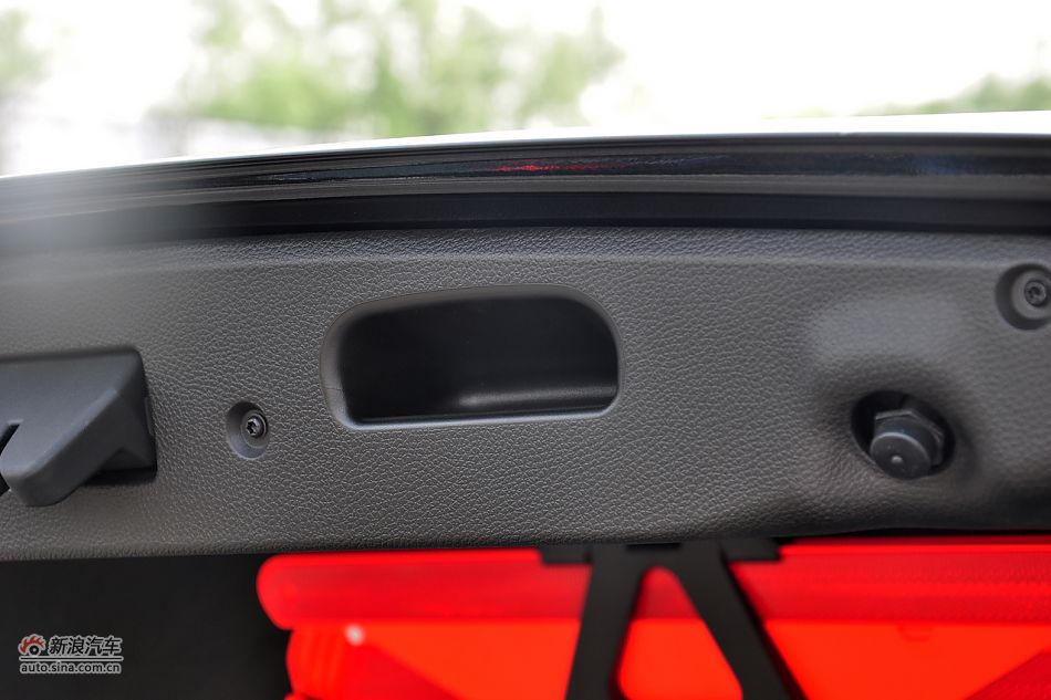 2011款奔驰C级高清到店实拍