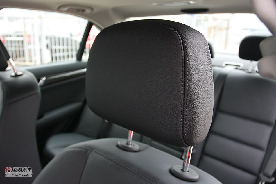 2010款奔驰C260 CGI运动型