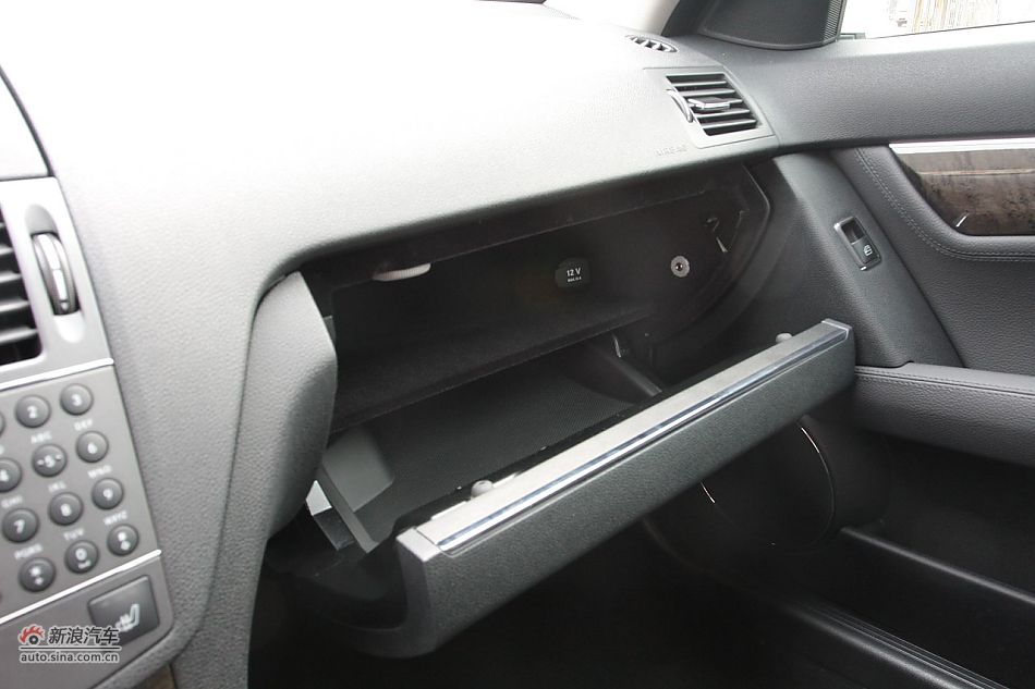 2010款奔驰C260 CGI运动型