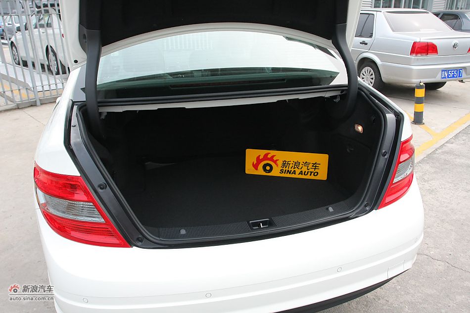 2010款奔驰C260 CGI运动型
