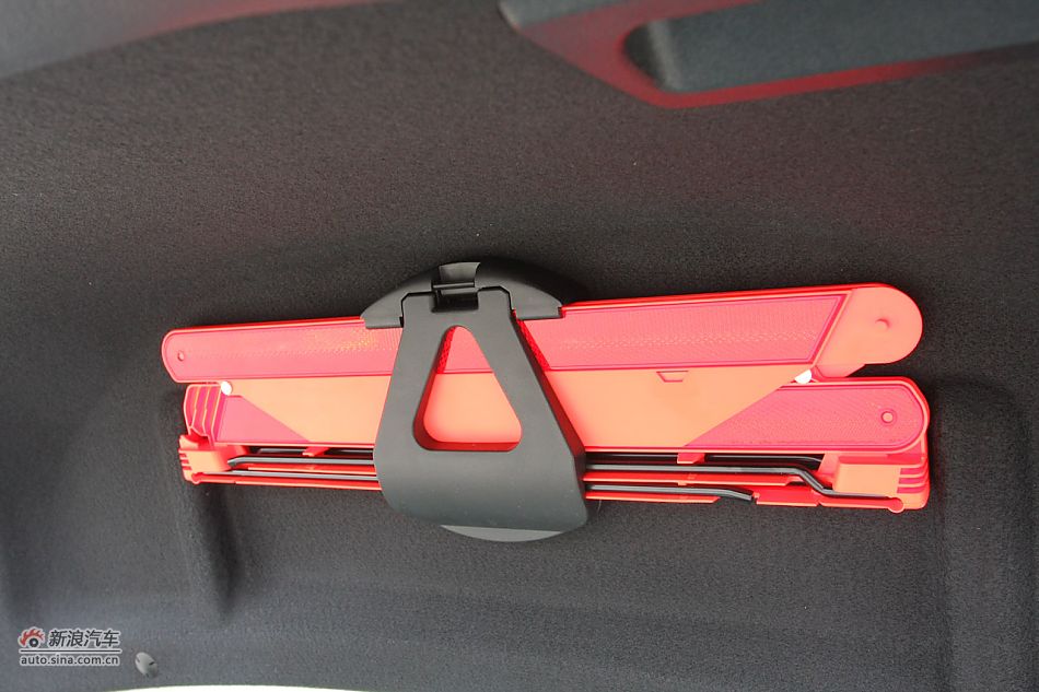 2010款奔驰C260 CGI运动型