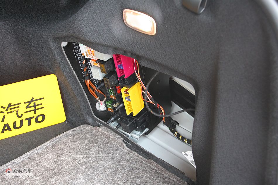 2010款奔驰C260 CGI运动型