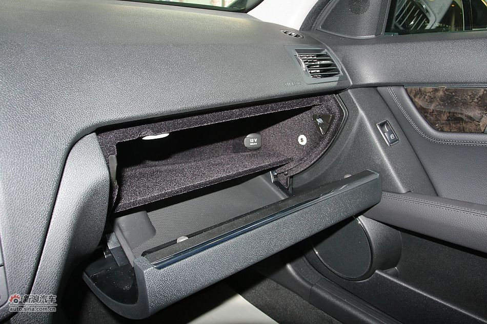 2010款奔驰C200 CGI