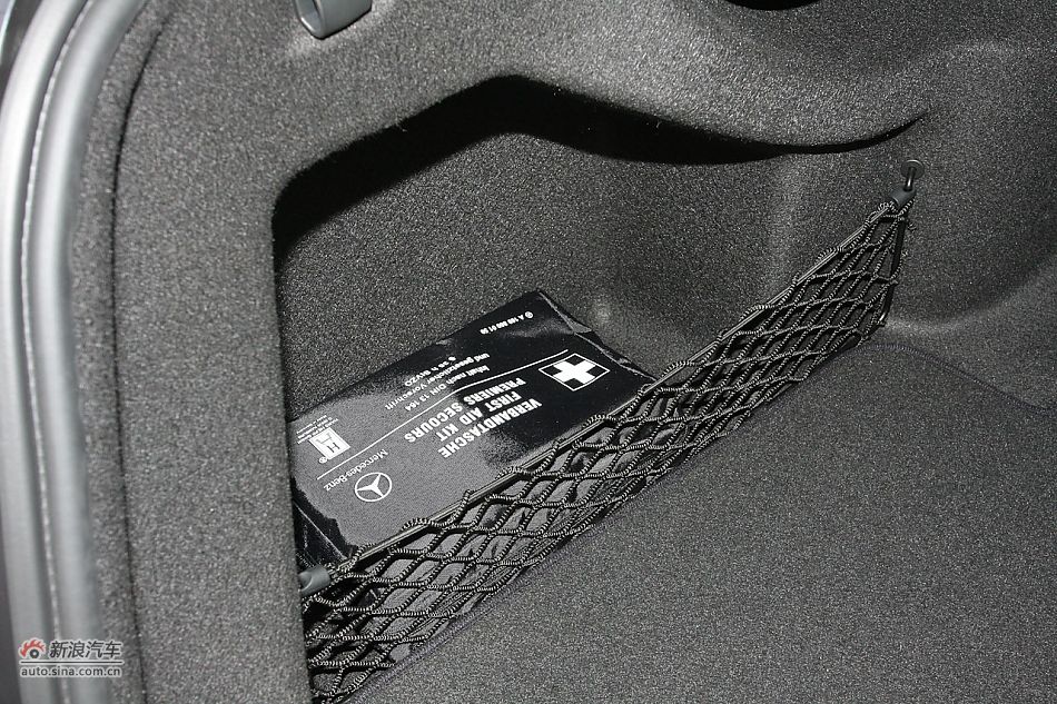 发动机、底盘及后备箱