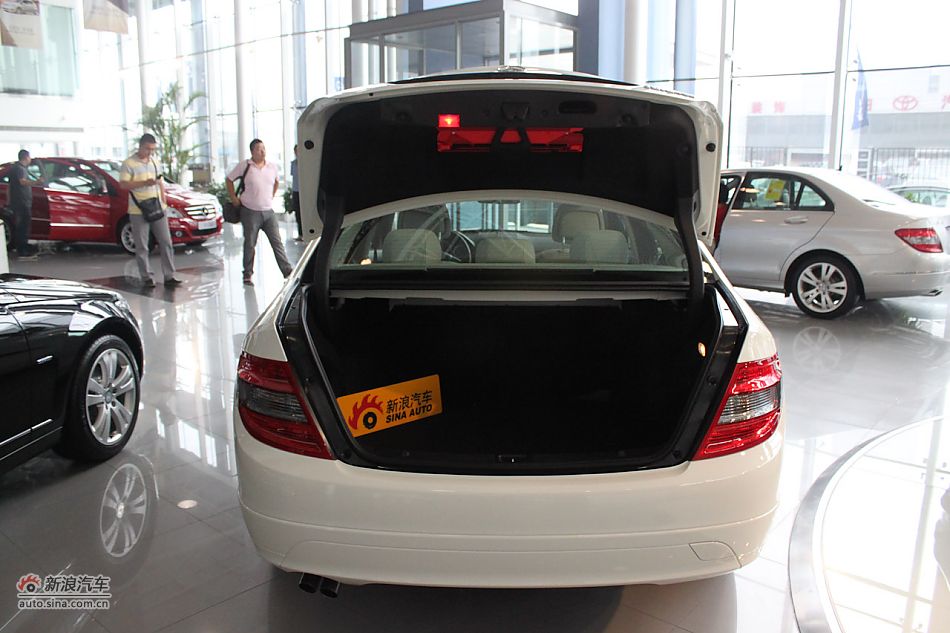 奔驰C180K经典型