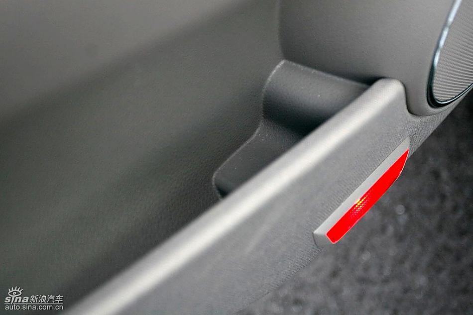 奔驰C200K试驾实拍