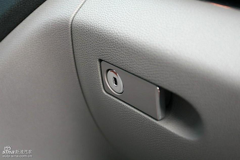 奔驰C200K试驾实拍