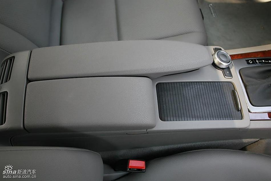 奔驰C200K试驾实拍