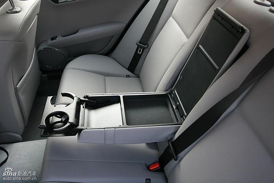 奔驰C200K试驾实拍