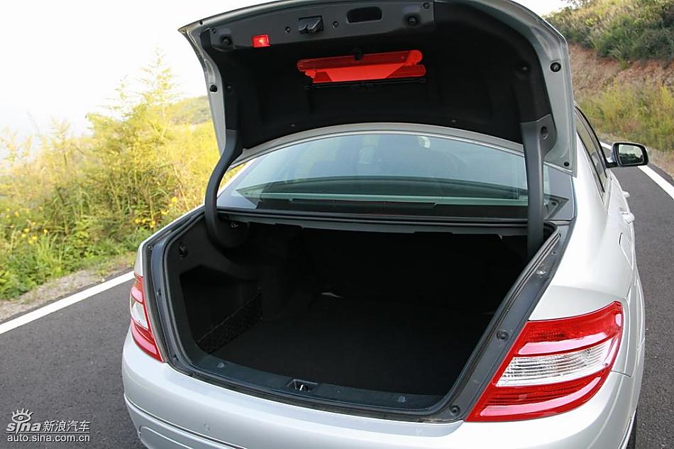 奔驰C200K试驾实拍