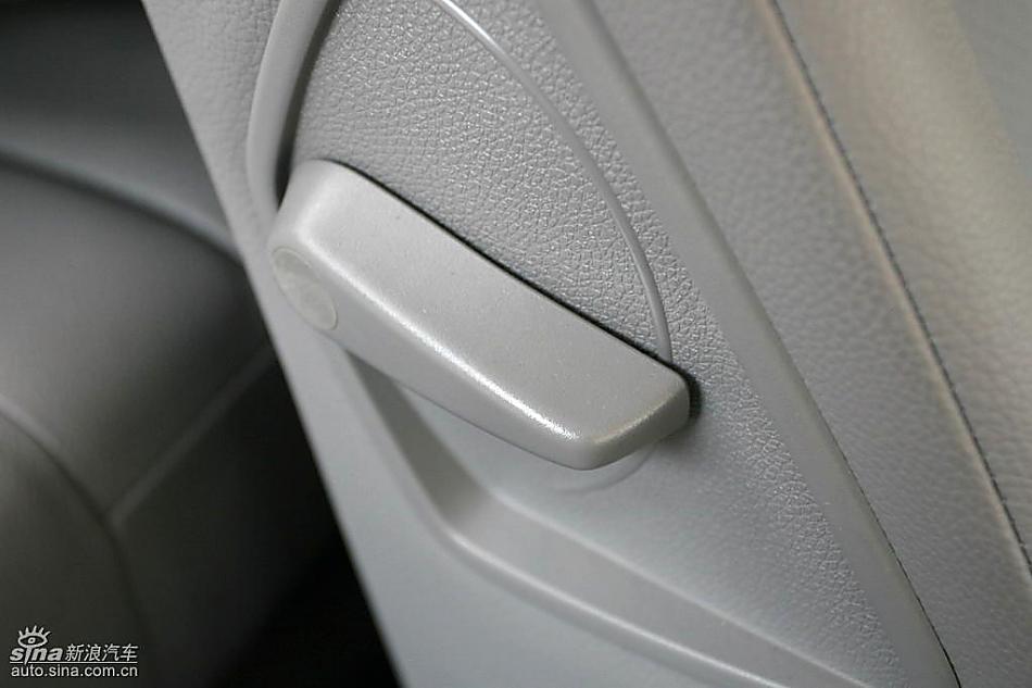 奔驰C200K试驾实拍