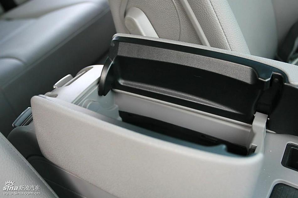 奔驰C200K试驾实拍