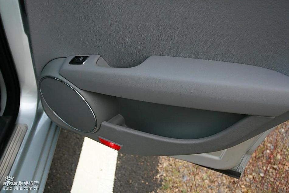 奔驰C200K试驾实拍