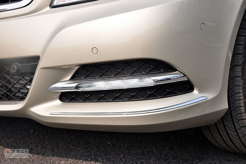 2011款奔驰C级高清到店实拍