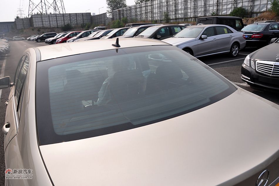 2011款奔驰C级高清到店实拍