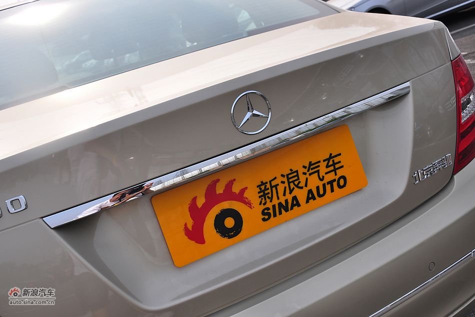 2011款奔驰C级高清到店实拍