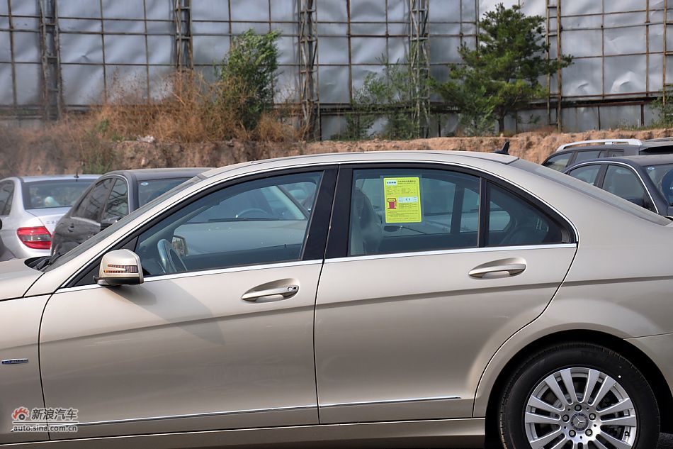 2011款奔驰C级高清到店实拍