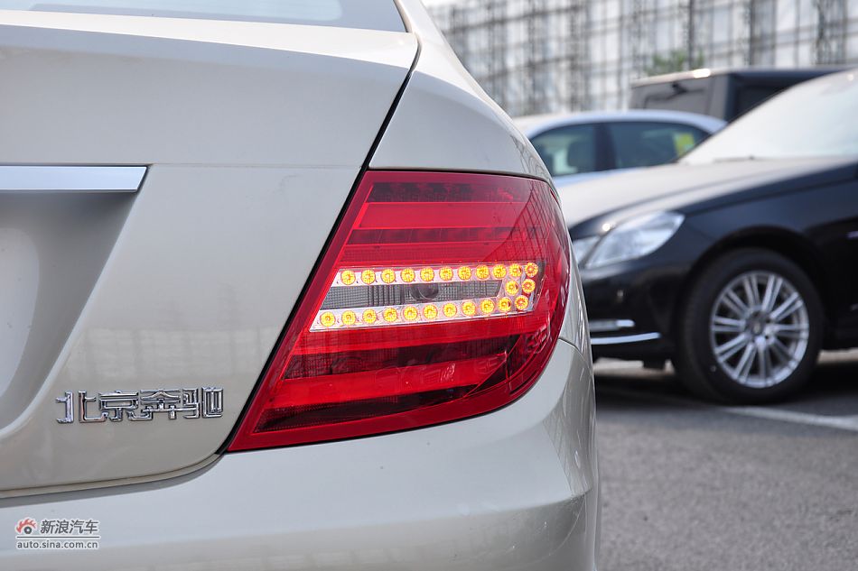 2011款奔驰C级高清到店实拍