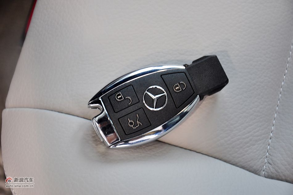 2011款奔驰C级高清到店实拍