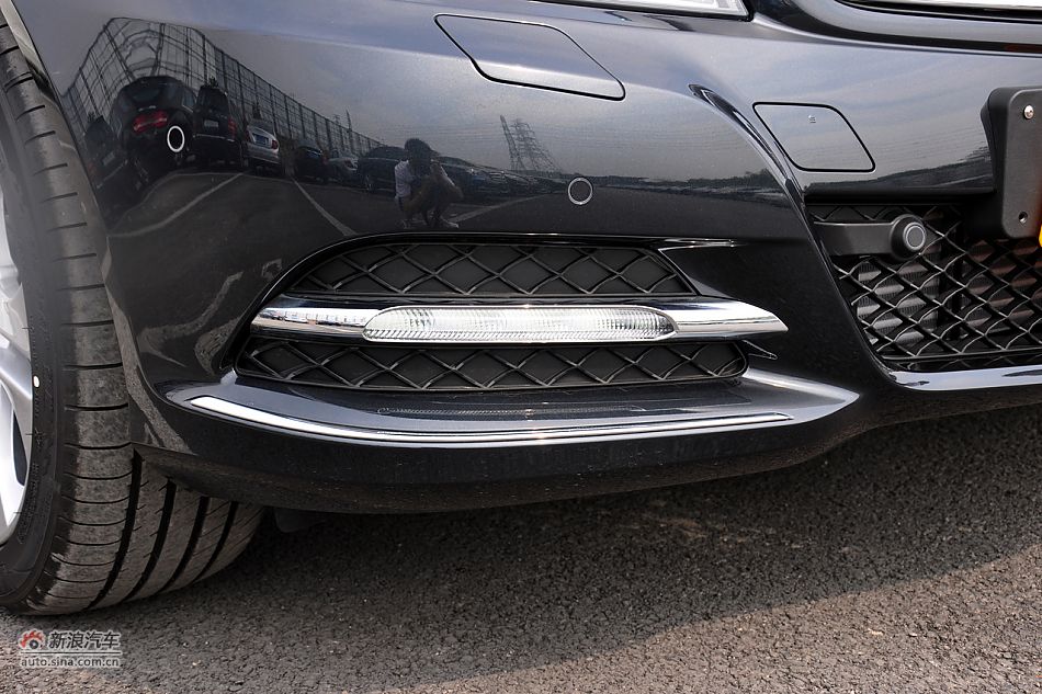 2011款奔驰C级高清到店实拍