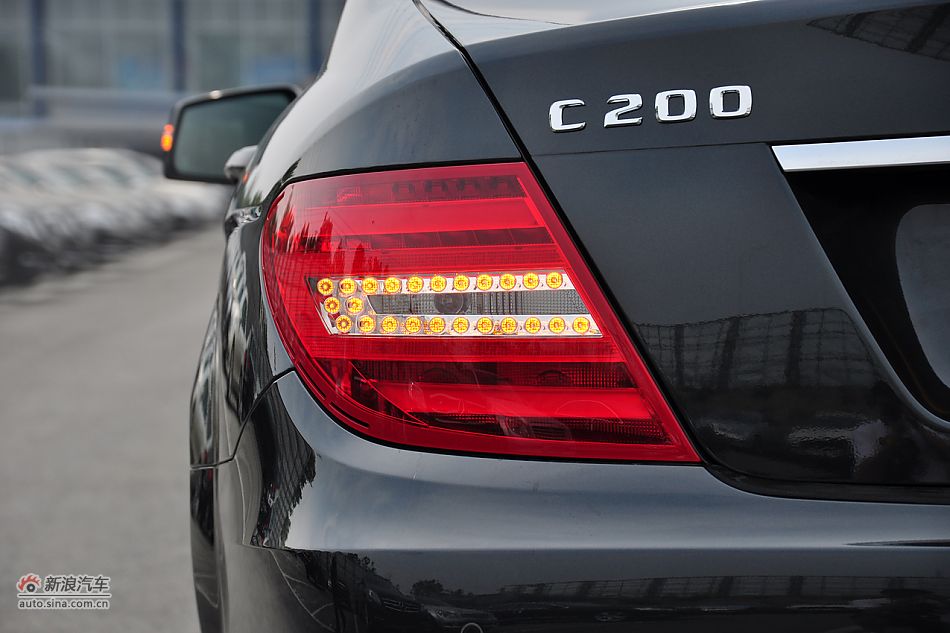 2011款奔驰C级高清到店实拍