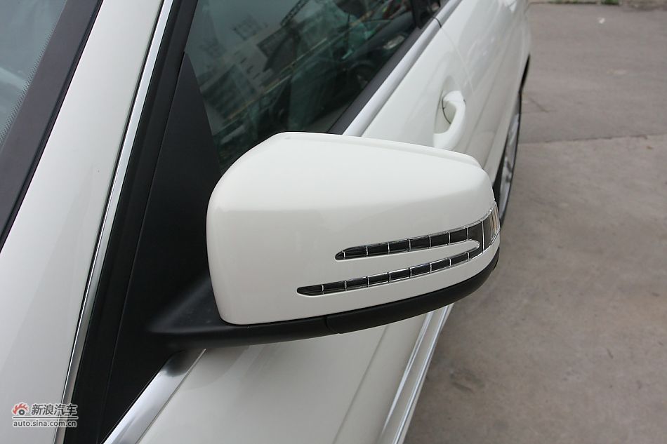 2010款奔驰C260 CGI运动型