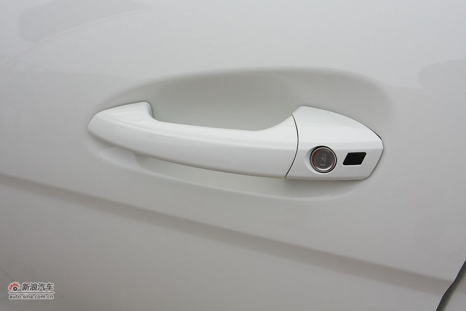 2010款奔驰C260 CGI运动型