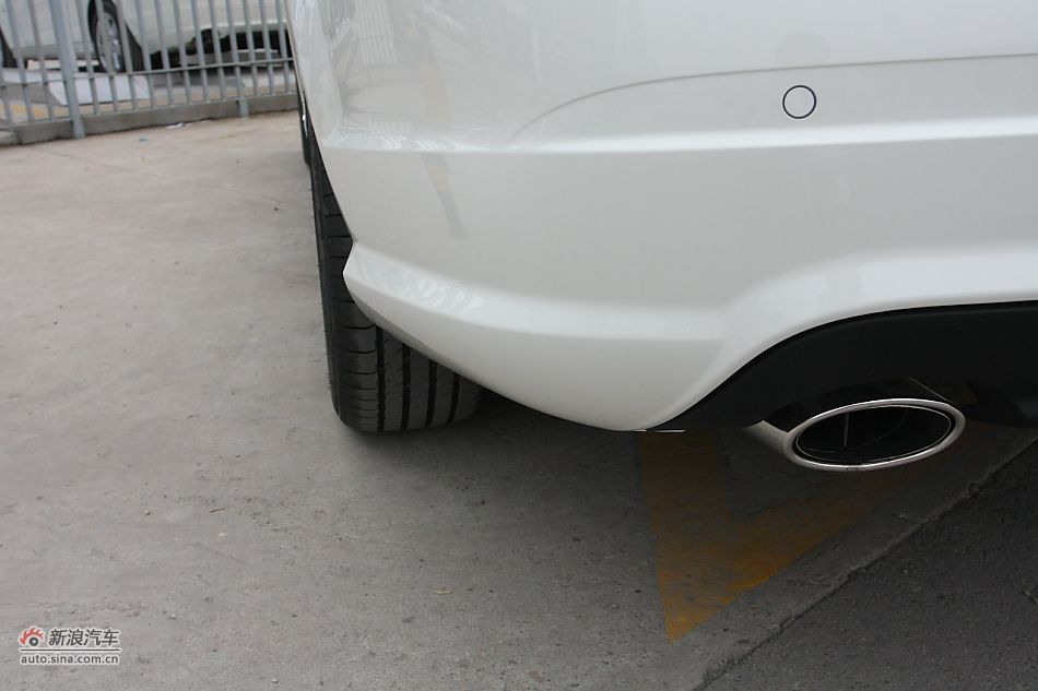 2010款奔驰C260 CGI运动型