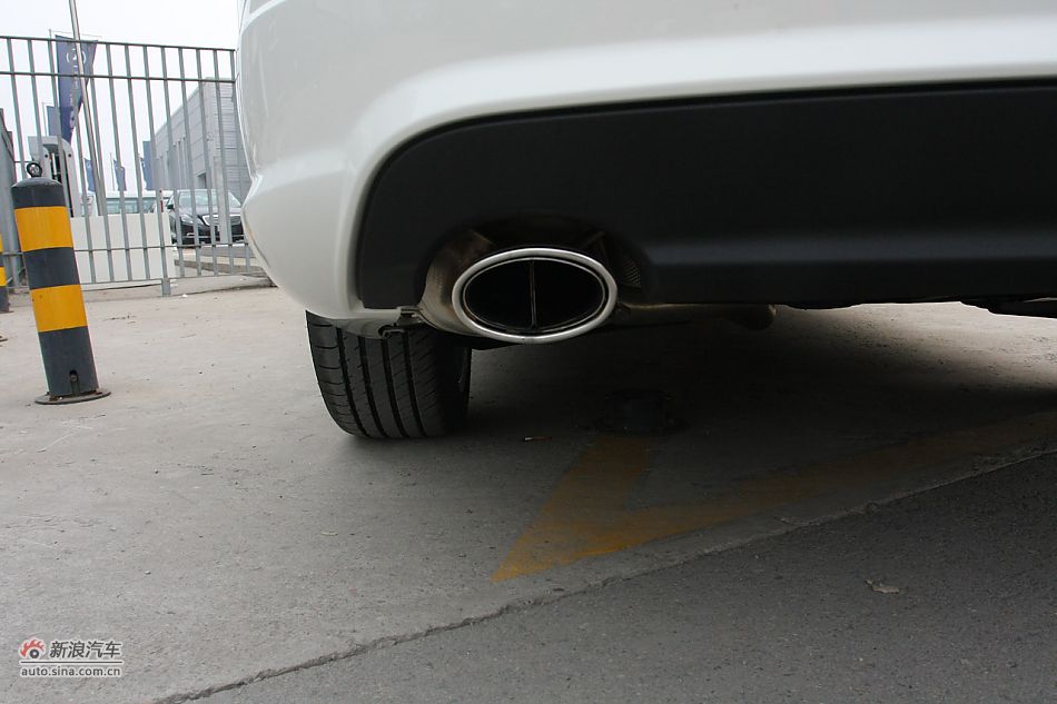 2010款奔驰C260 CGI运动型