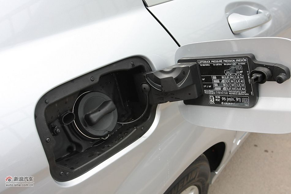 2010款奔驰C200 CGI