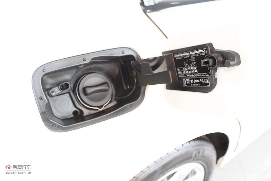 奔驰C180K经典型