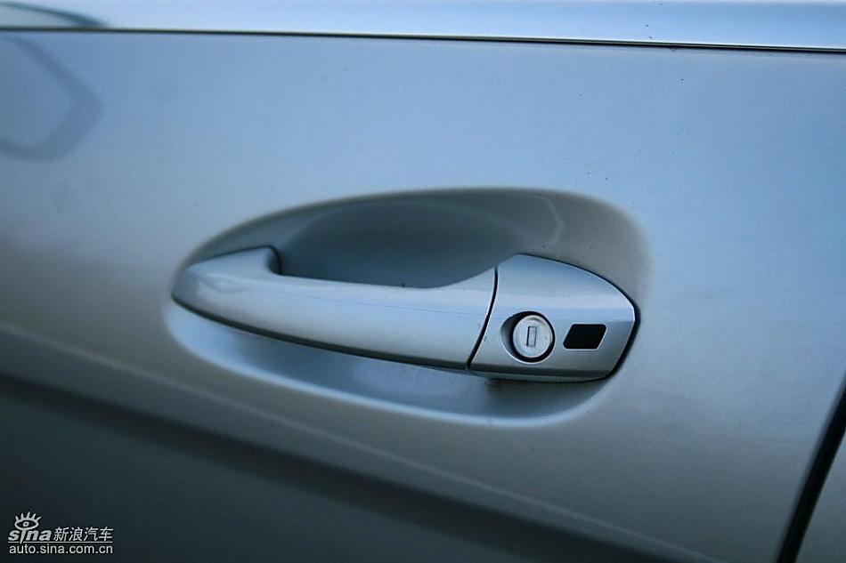 奔驰C200K试驾实拍