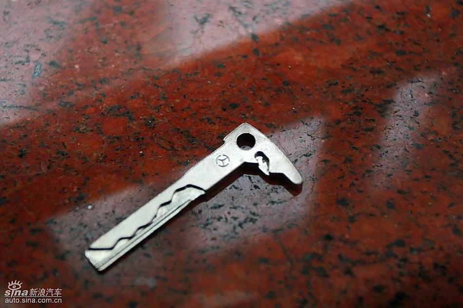 奔驰C200K试驾图