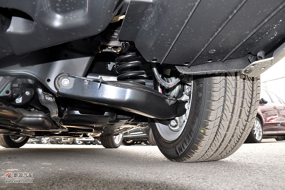 2011款奔驰C级实拍