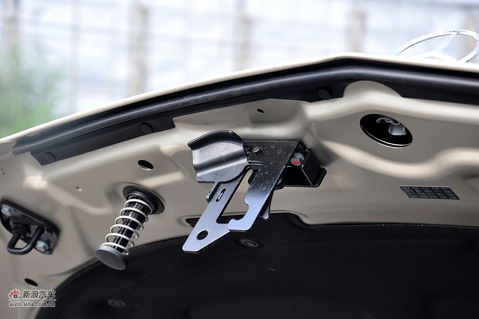 2011款奔驰C级实拍