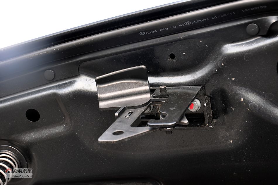 2011款奔驰C级实拍