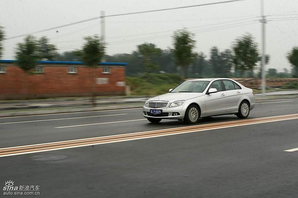 奔驰C200K试驾实拍