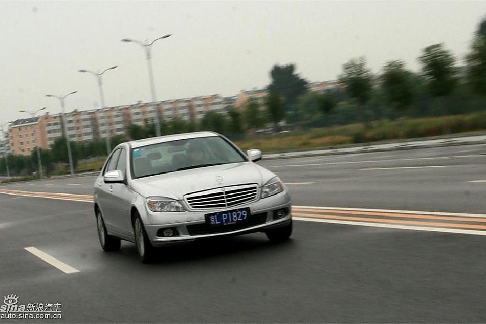 奔驰C200K试驾实拍