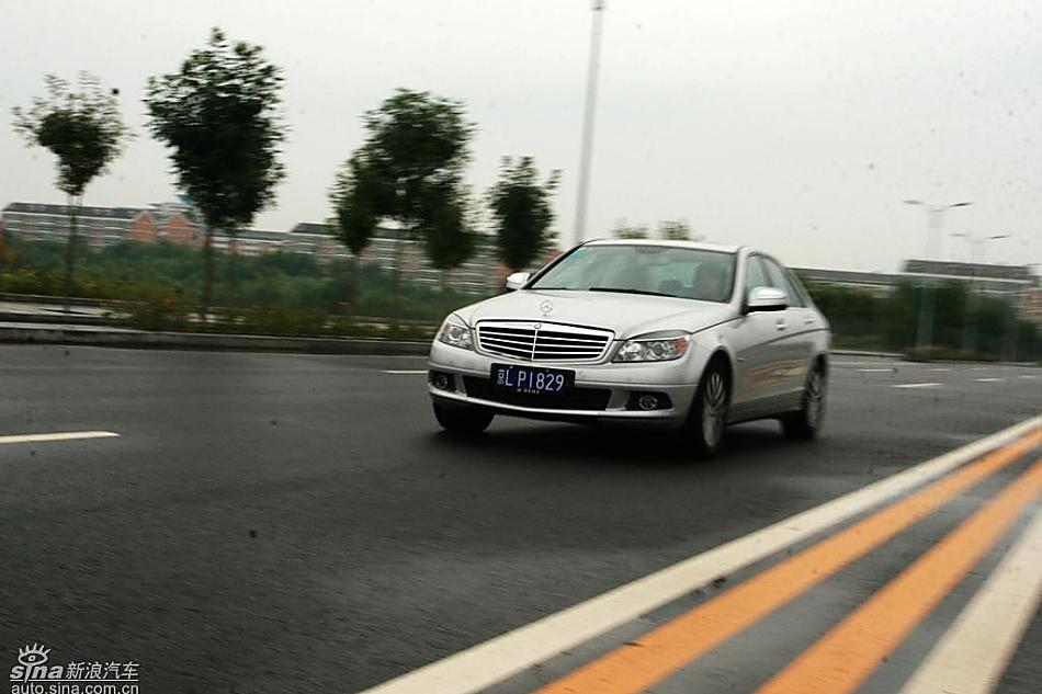 奔驰C200K试驾实拍
