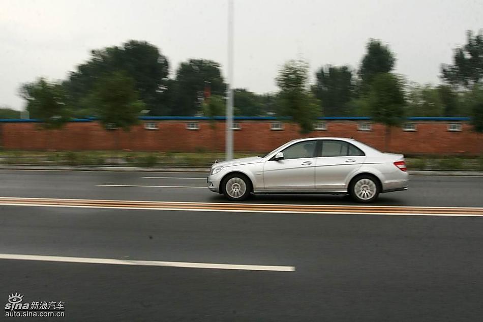 奔驰C200K试驾实拍