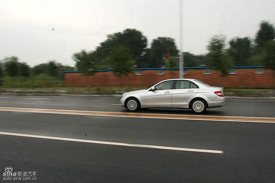 奔驰C200K试驾实拍