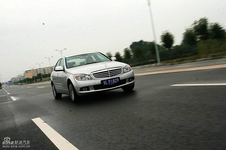 奔驰C200K试驾实拍