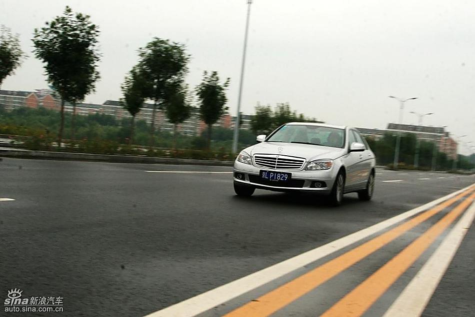奔驰C200K试驾实拍